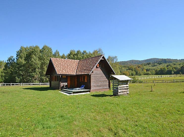 Chalets Zelena Vrata Fuzine Ruang foto